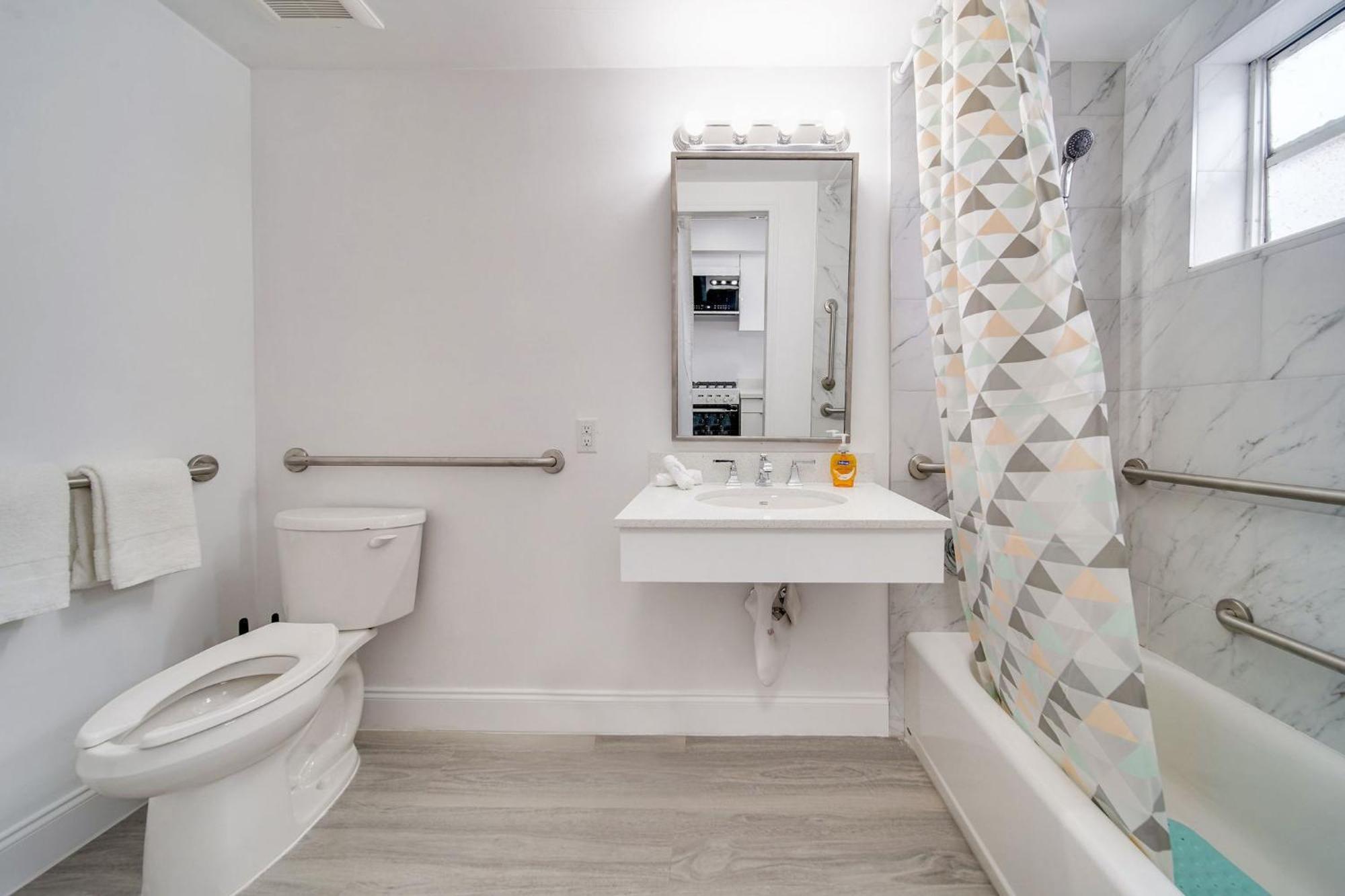 Deco Beachside Apt, W/2 Queen Beds, Washer/Dryer Miami Beach Exteriör bild